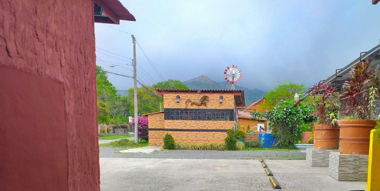 Windmill Hostal El Valle de Anton Exterior foto